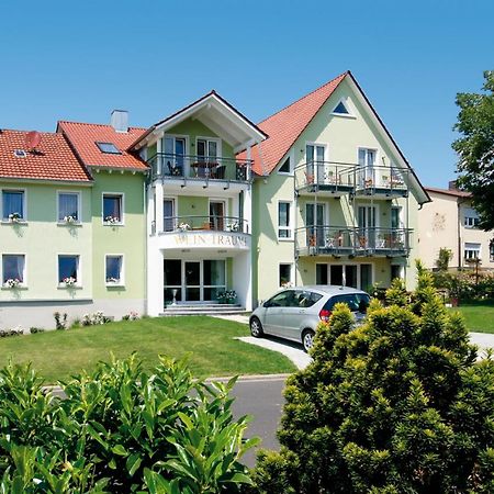 ホテル Wein-Traeume Thüngersheim エクステリア 写真